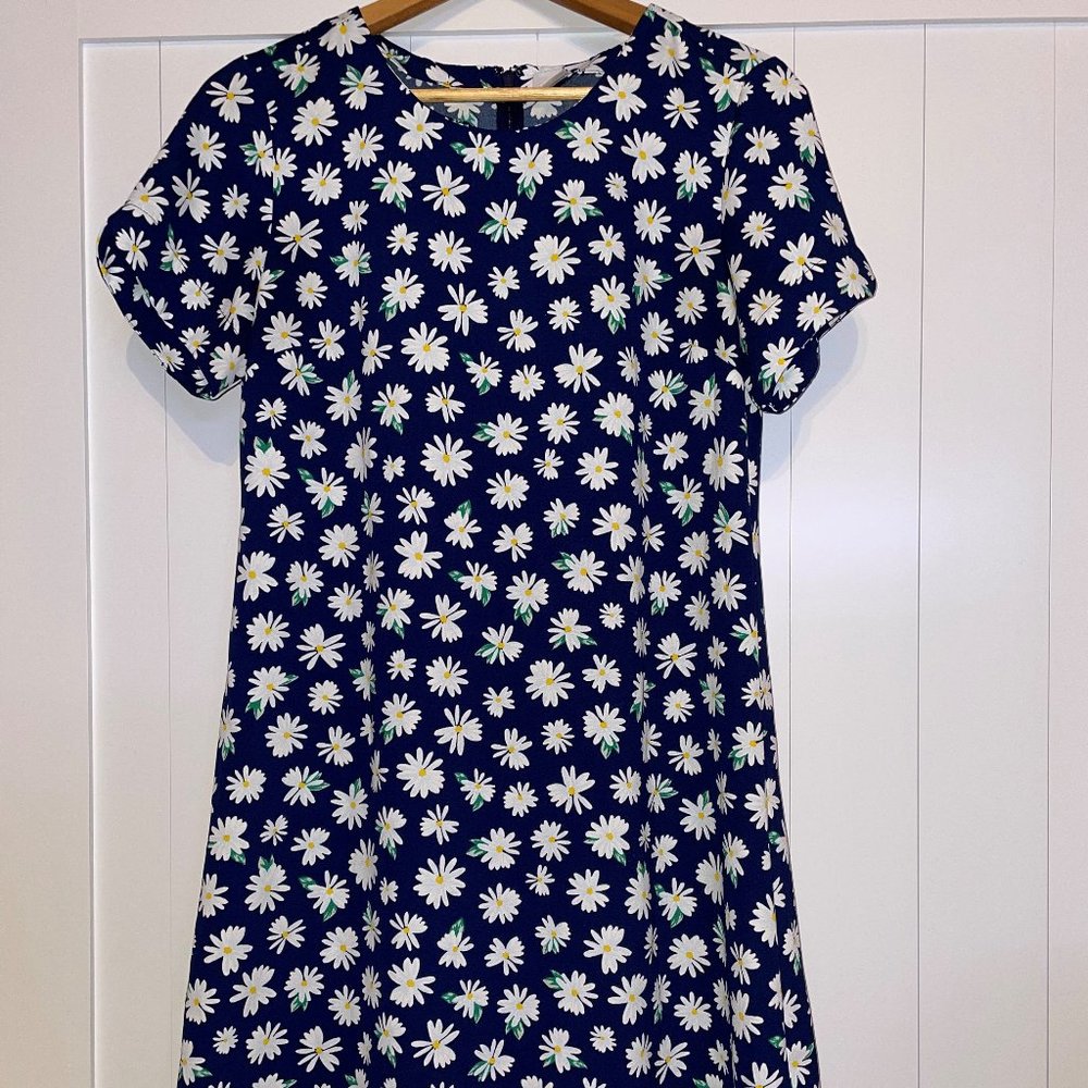 Old Navy Summer Dress - Picture 1 of 4